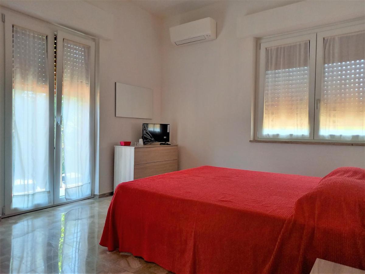 B&B La Vela Villa Rosa Di Martinsicuro 外观 照片