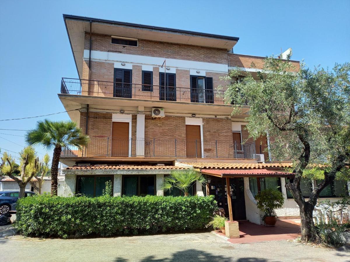 B&B La Vela Villa Rosa Di Martinsicuro 外观 照片
