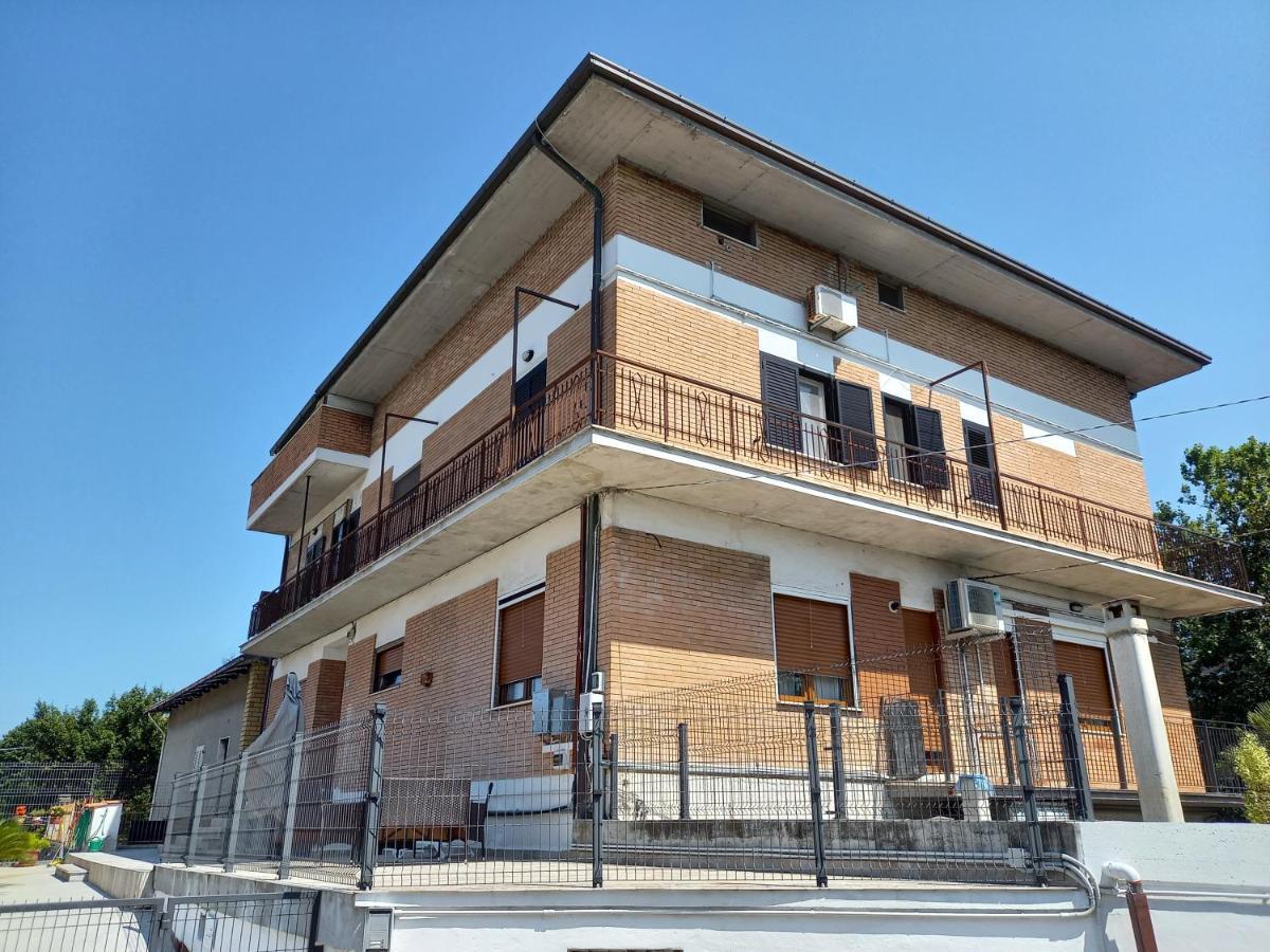 B&B La Vela Villa Rosa Di Martinsicuro 外观 照片