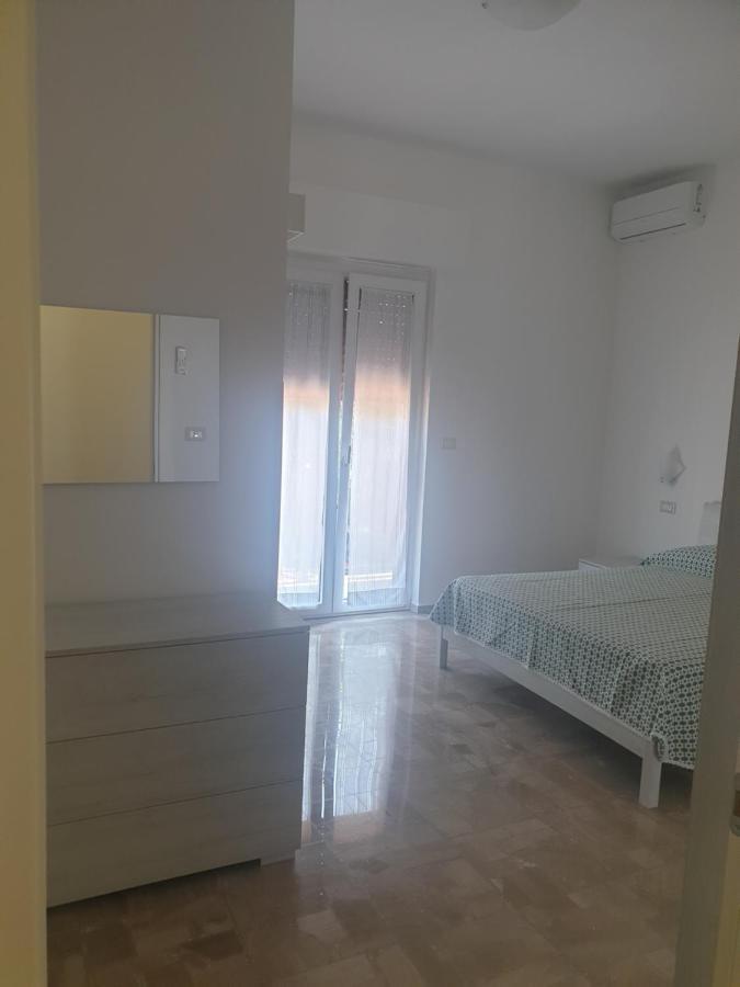 B&B La Vela Villa Rosa Di Martinsicuro 外观 照片