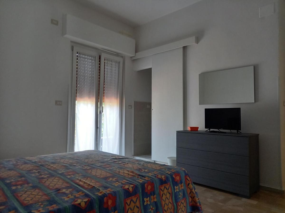 B&B La Vela Villa Rosa Di Martinsicuro 外观 照片